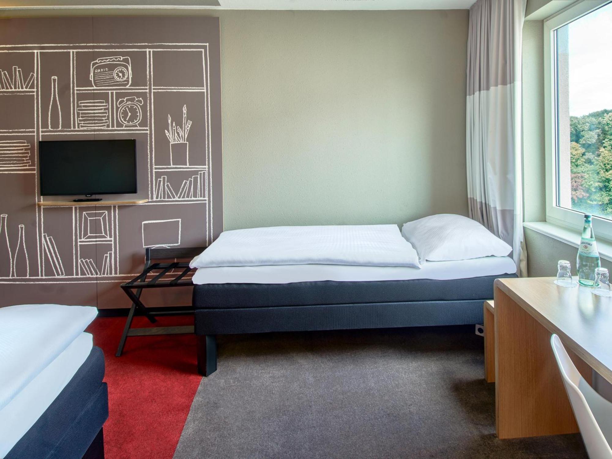 Hotel Frankfurt-messe 3*